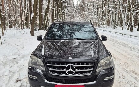 Mercedes-Benz M-Класс, 2011 год, 1 400 000 рублей, 6 фотография