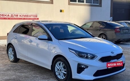 KIA cee'd III, 2018 год, 1 690 000 рублей, 2 фотография