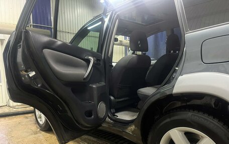 Toyota RAV4, 2004 год, 700 000 рублей, 8 фотография