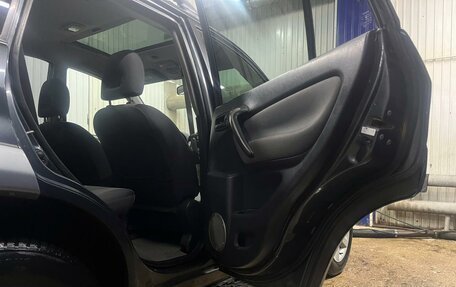 Toyota RAV4, 2004 год, 700 000 рублей, 9 фотография