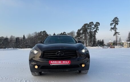 Infiniti QX70, 2015 год, 3 000 000 рублей, 3 фотография
