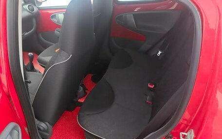 Peugeot 107 I рестайлинг, 2011 год, 410 000 рублей, 9 фотография