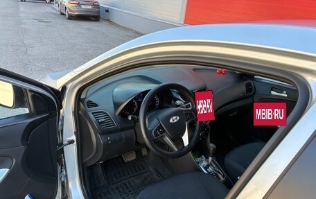 Hyundai Solaris II рестайлинг, 2013 год, 850 000 рублей, 8 фотография