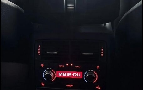 Audi A8, 2007 год, 522 000 рублей, 4 фотография