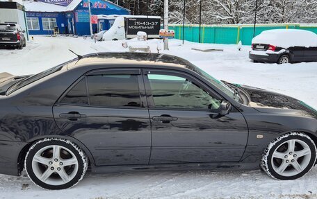 Lexus IS II рестайлинг 2, 2003 год, 930 000 рублей, 11 фотография