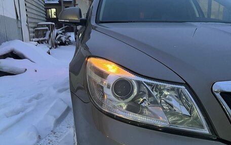 Skoda Octavia, 2010 год, 990 000 рублей, 2 фотография