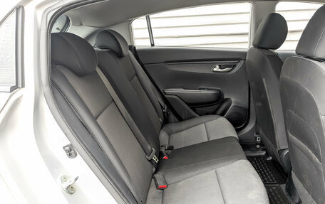 KIA Rio IV, 2021 год, 915 000 рублей, 12 фотография