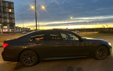 BMW 7 серия, 2018 год, 4 850 000 рублей, 2 фотография