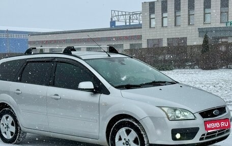 Ford Focus II рестайлинг, 2005 год, 555 555 рублей, 2 фотография