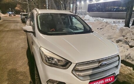 Ford Kuga III, 2018 год, 1 800 000 рублей, 2 фотография