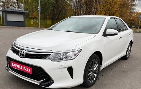 Toyota Camry, 2015 год, 1 750 000 рублей, 3 фотография