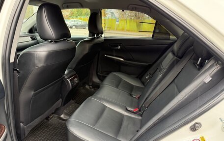 Toyota Camry, 2015 год, 1 750 000 рублей, 19 фотография