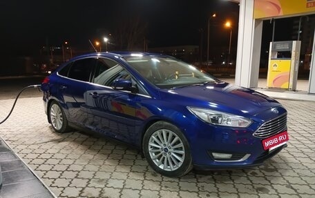 Ford Focus III, 2016 год, 900 000 рублей, 2 фотография