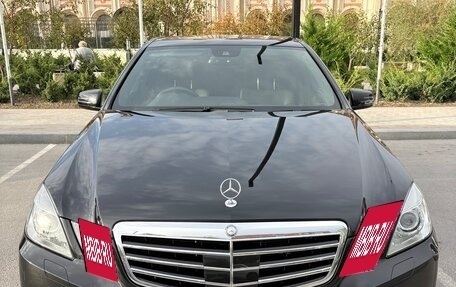 Mercedes-Benz E-Класс, 2012 год, 2 200 000 рублей, 2 фотография