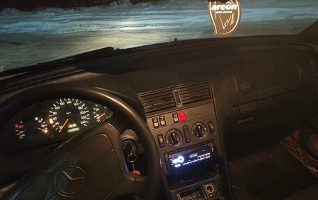 Mercedes-Benz C-Класс, 1995 год, 160 000 рублей, 8 фотография