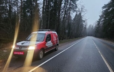 Peugeot Partner II рестайлинг 2, 2011 год, 530 000 рублей, 1 фотография