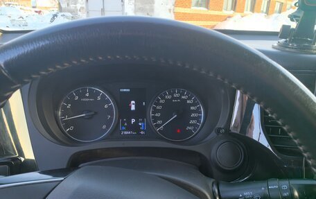 Mitsubishi Outlander III рестайлинг 3, 2018 год, 1 850 000 рублей, 4 фотография