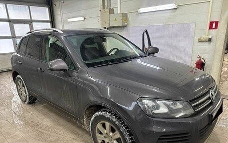 Volkswagen Touareg III, 2010 год, 1 630 000 рублей, 1 фотография