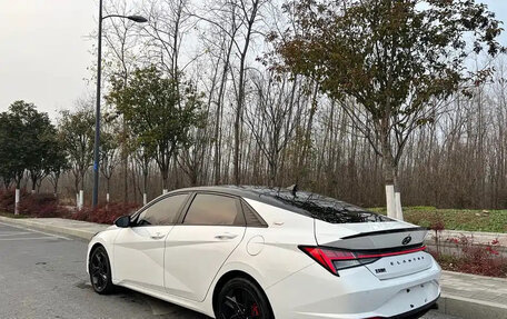 Hyundai Elantra, 2023 год, 1 450 000 рублей, 5 фотография