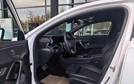 Mercedes-Benz A-Класс, 2023 год, 1 760 000 рублей, 8 фотография