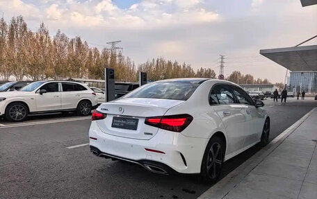 Mercedes-Benz A-Класс, 2023 год, 1 760 000 рублей, 6 фотография