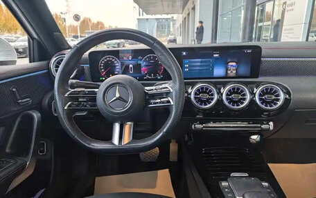 Mercedes-Benz A-Класс, 2023 год, 1 760 000 рублей, 13 фотография