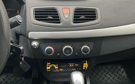 Renault Megane III, 2011 год, 690 000 рублей, 12 фотография