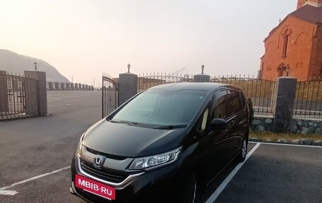 Honda Freed II, 2019 год, 1 850 000 рублей, 2 фотография