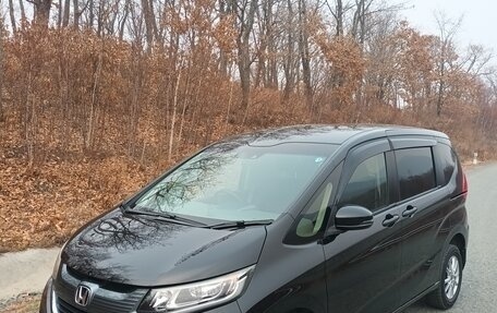 Honda Freed II, 2019 год, 1 850 000 рублей, 6 фотография