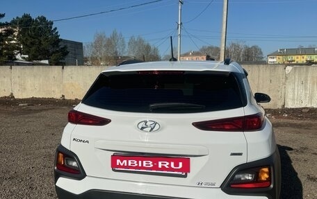 Hyundai Kona I, 2020 год, 2 300 000 рублей, 3 фотография