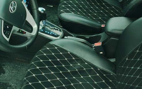 Hyundai Solaris II рестайлинг, 2011 год, 890 000 рублей, 16 фотография