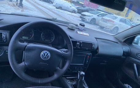 Volkswagen Passat B5+ рестайлинг, 2002 год, 270 000 рублей, 8 фотография