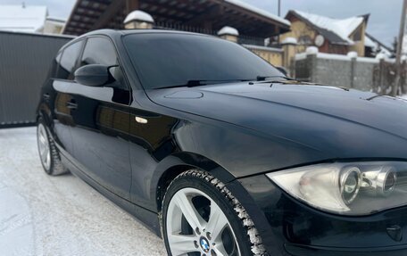 BMW 1 серия, 2011 год, 780 000 рублей, 1 фотография