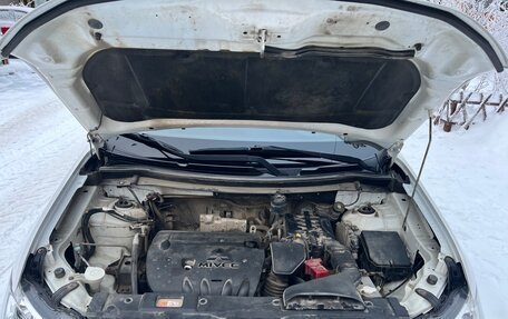 Mitsubishi Outlander III рестайлинг 3, 2013 год, 1 390 000 рублей, 12 фотография