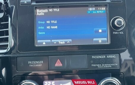 Mitsubishi Outlander III рестайлинг 3, 2013 год, 1 390 000 рублей, 15 фотография