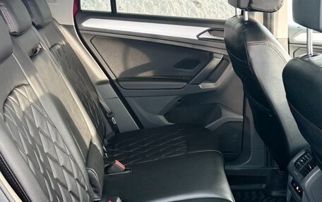 Volkswagen Tiguan II, 2021 год, 3 400 000 рублей, 10 фотография