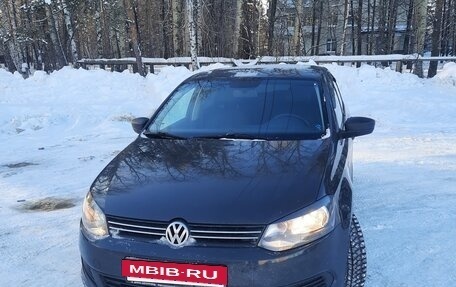 Volkswagen Polo VI (EU Market), 2011 год, 610 000 рублей, 2 фотография