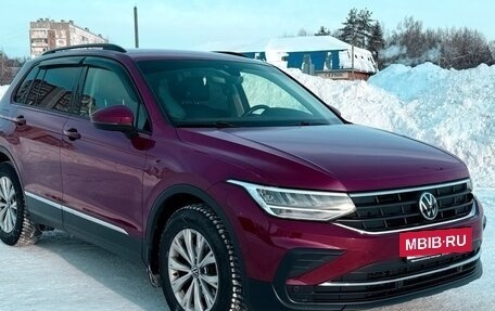 Volkswagen Tiguan II, 2021 год, 3 400 000 рублей, 11 фотография