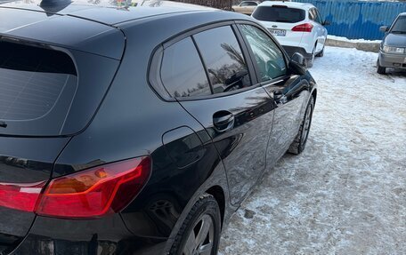 BMW 1 серия, 2021 год, 1 900 000 рублей, 7 фотография