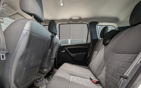 Renault Duster I рестайлинг, 2017 год, 1 350 000 рублей, 29 фотография