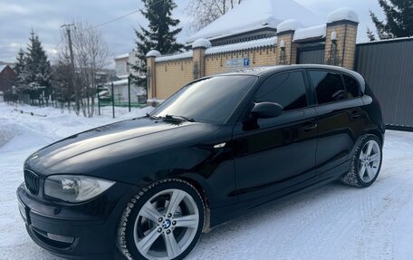 BMW 1 серия, 2011 год, 780 000 рублей, 3 фотография