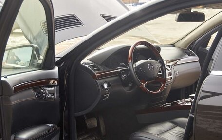 Mercedes-Benz S-Класс, 2011 год, 1 900 000 рублей, 3 фотография