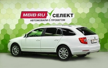 Skoda Superb III рестайлинг, 2012 год, 1 200 000 рублей, 6 фотография