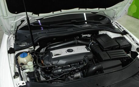 Skoda Superb III рестайлинг, 2012 год, 1 200 000 рублей, 23 фотография