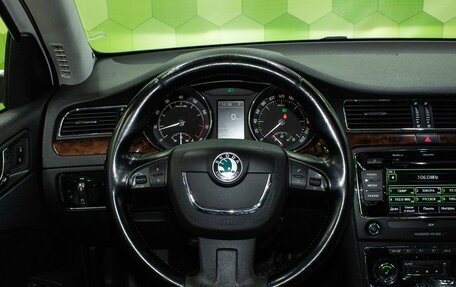 Skoda Superb III рестайлинг, 2012 год, 1 200 000 рублей, 14 фотография