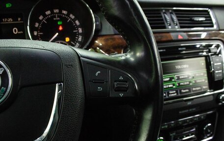 Skoda Superb III рестайлинг, 2012 год, 1 200 000 рублей, 17 фотография