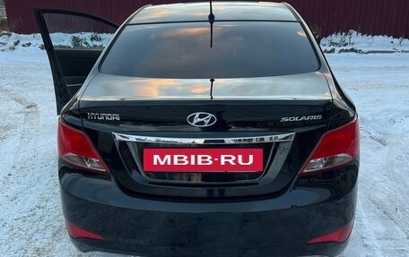 Hyundai Solaris II рестайлинг, 2015 год, 1 140 000 рублей, 2 фотография