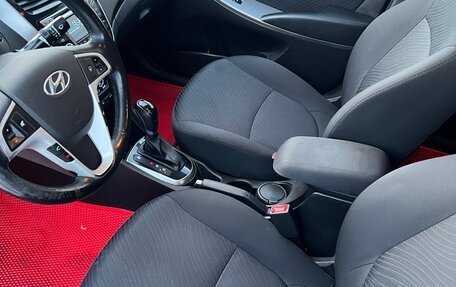 Hyundai Solaris II рестайлинг, 2015 год, 1 140 000 рублей, 11 фотография