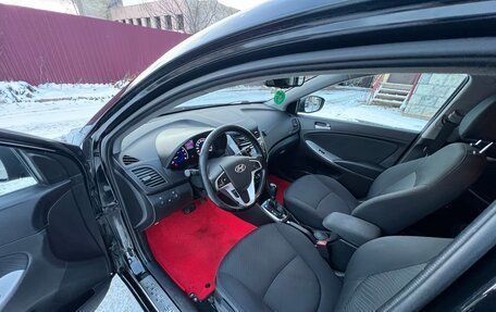 Hyundai Solaris II рестайлинг, 2015 год, 1 140 000 рублей, 18 фотография