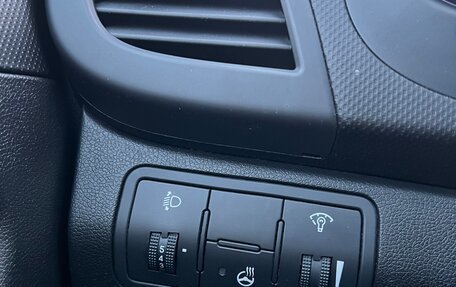 Hyundai Solaris II рестайлинг, 2015 год, 1 140 000 рублей, 29 фотография